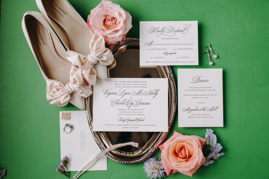 classic and timeless spring wedding day details