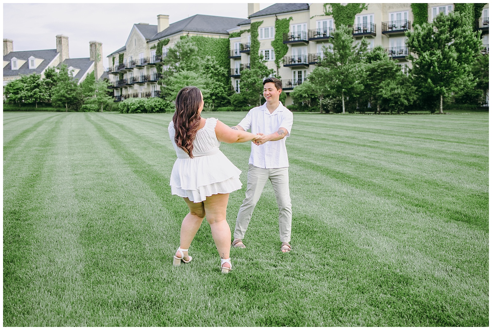 couple engagement photos in Northern Virginia