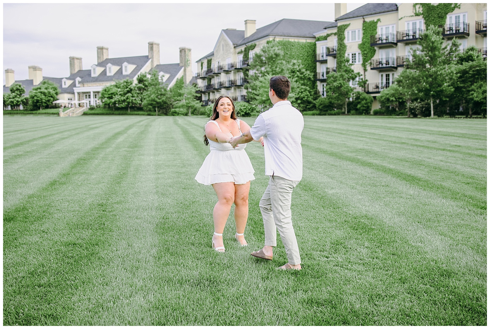 couple engagement photos in Northern Virginia
