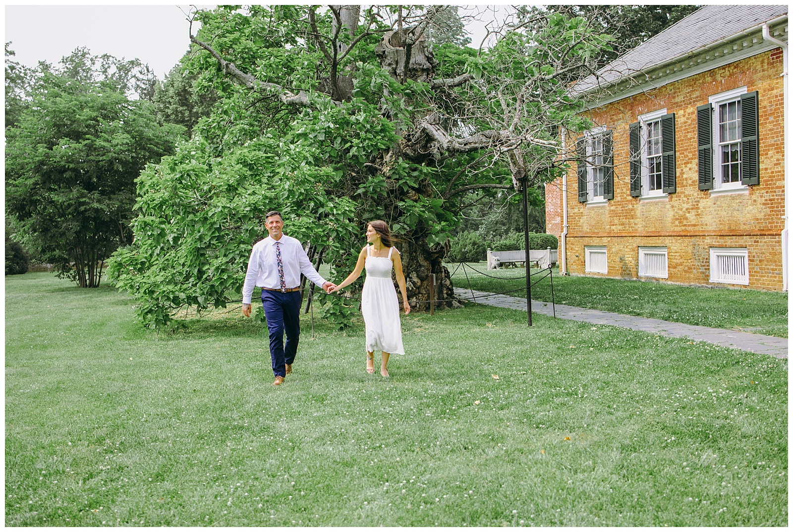 engagement photos at Chatham Manor in Fredericksburg