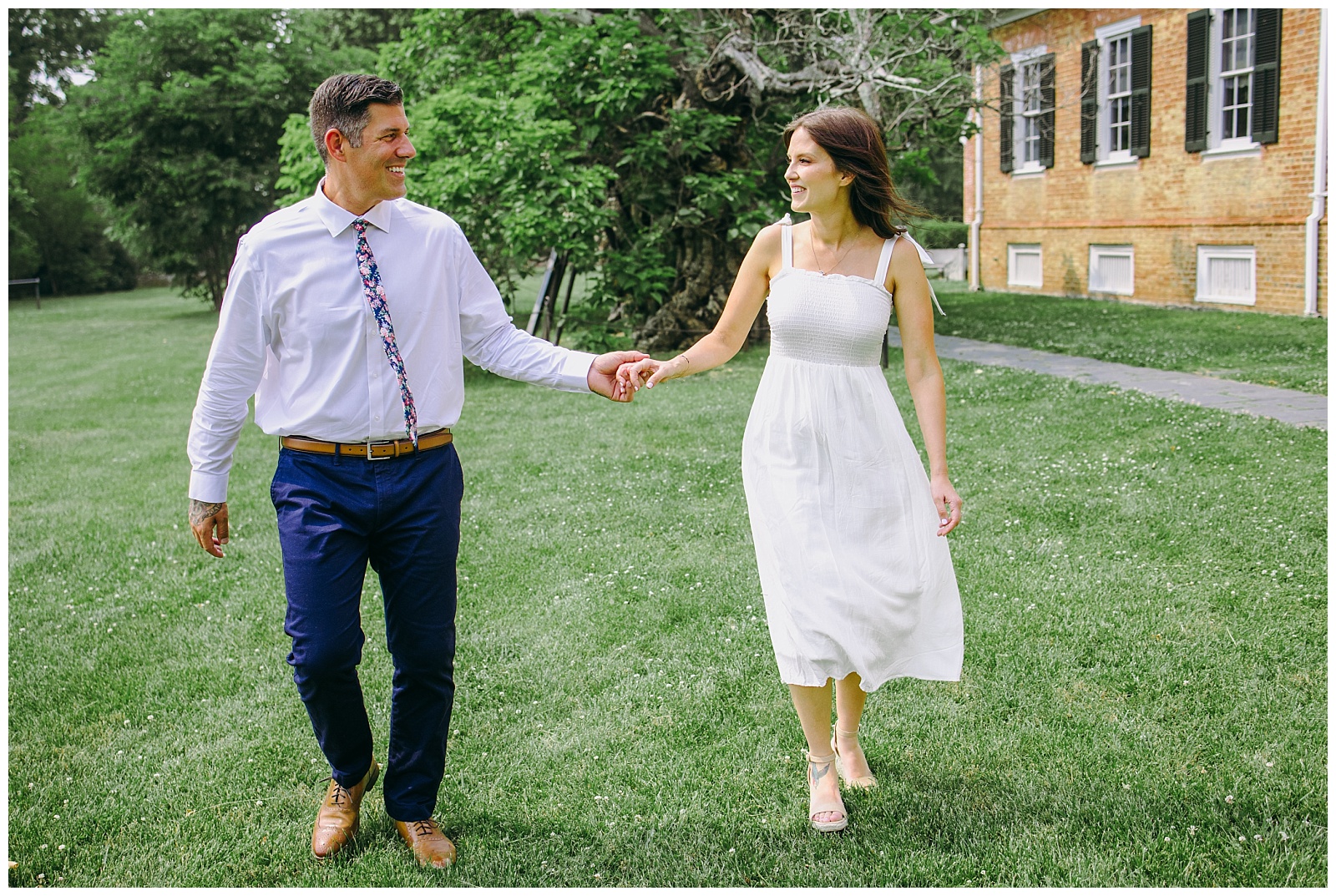 engagement photos at Chatham Manor in Fredericksburg