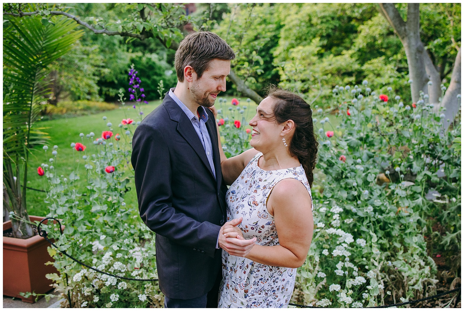 Engagement photo session at Enid A. Haupt Garden