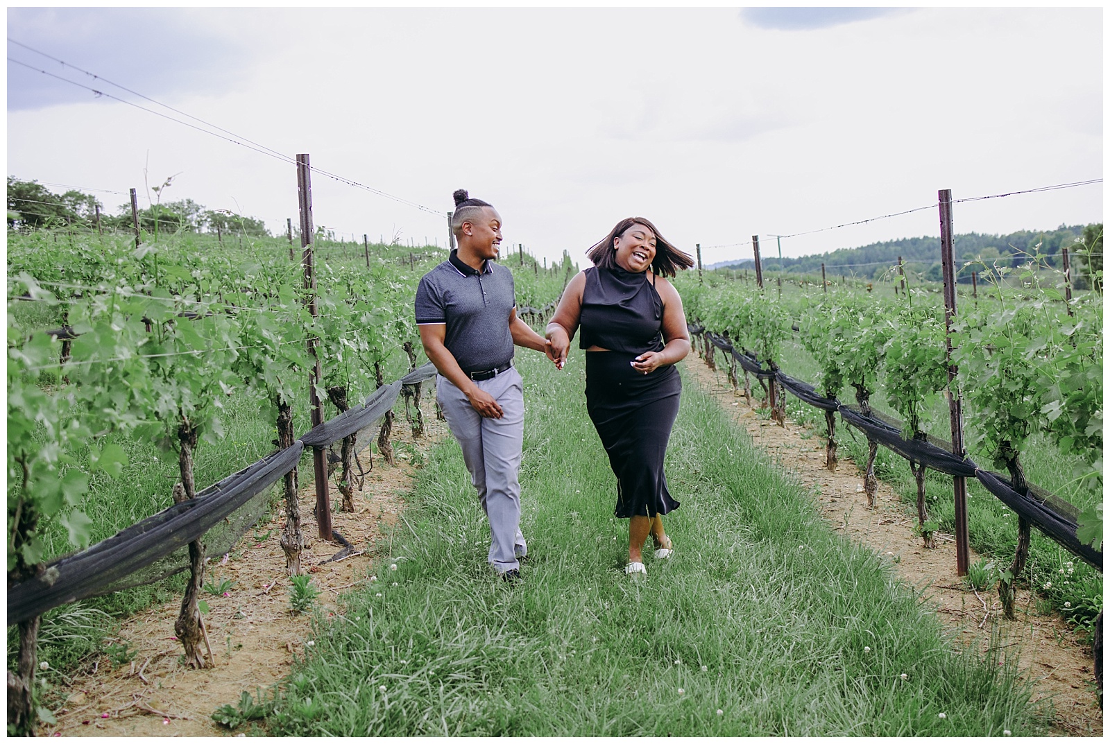 winery engagement photos at Stone Tower Winery